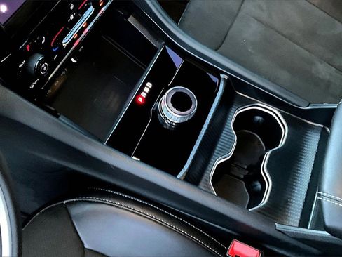 Used 2025 Jeep Grand Cherokee L Altitude image 17