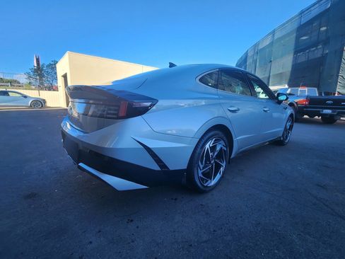 New 2026 Hyundai Sonata SEL FWD image 7