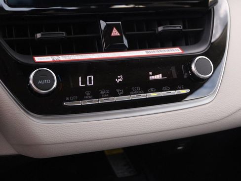 New 2026 Toyota Corolla LE FWD image 18