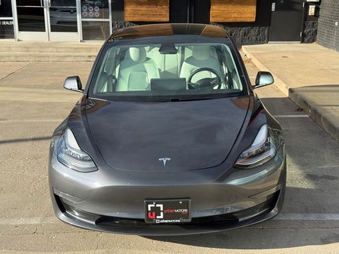 Used 2021 Tesla Model 3 Long Range image 9