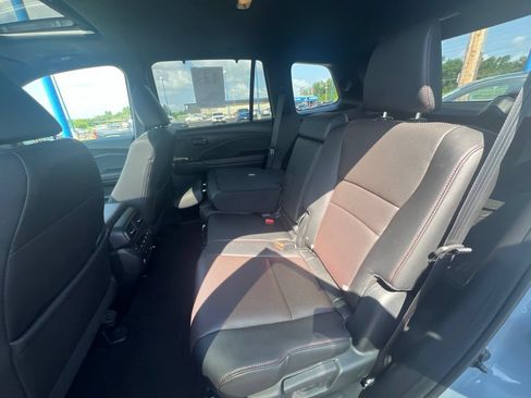 Used 2024 Honda Passport Black Edition image 18