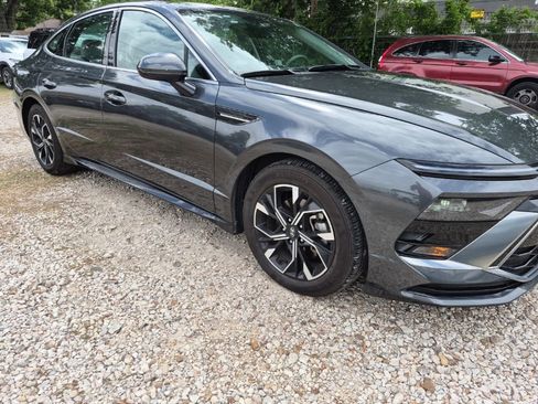 Used 2025 Hyundai Sonata SEL FWD image 4