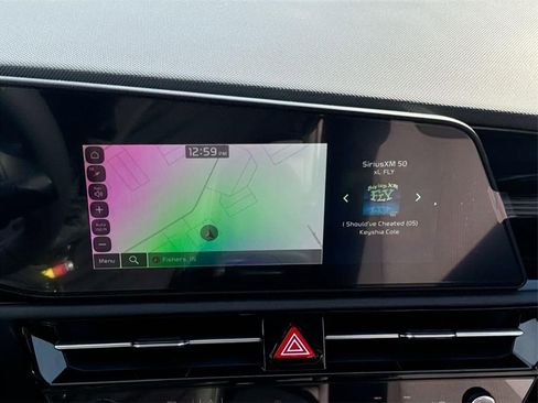 Certified 2025 Kia Niro EX image 29