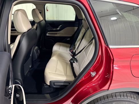 New 2026 Lincoln Corsair Premiere image 24