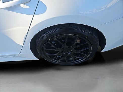 Used 2021 Kia Stinger GT-Line image 13