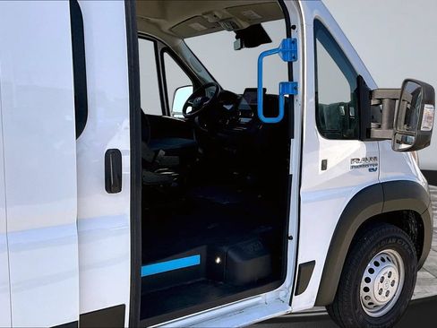 Used 2024 RAM ProMaster 3500 w/ Delivery Van Package FWD image 13