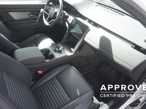 Used 2025 Land Rover Discovery Sport Dynamic SE AWD/4WD image 22