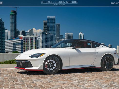 Used 2025 Nissan Z NISMO w/ Floor Mat Package RWD image 62