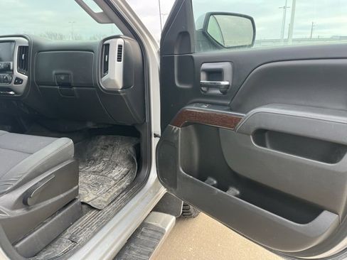 Used 2015 GMC Sierra 1500 SLE w/ SLE Value Package image 23