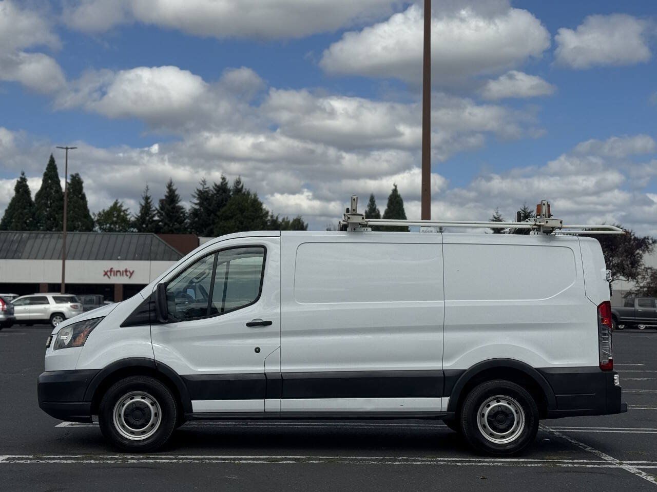 Used 2016 Ford Transit 150 130 Low Roof RWD image 6
