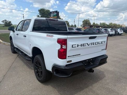 New 2026 Chevrolet Silverado 1500 Custom Trail Boss w/ Turbomax Blackout Package AWD/4WD image 4