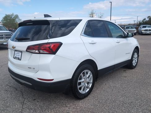 Used 2023 Chevrolet Equinox LT AWD/4WD image 6