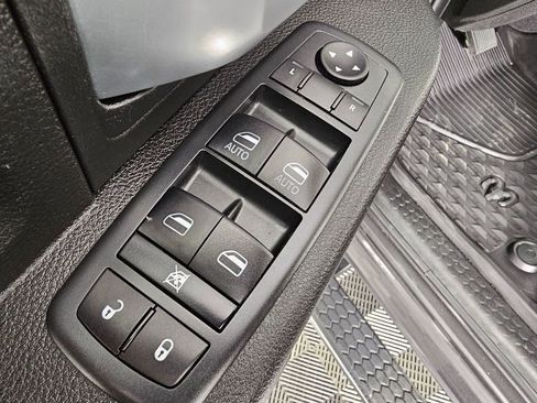 Used 2019 RAM 2500 Tradesman image 17