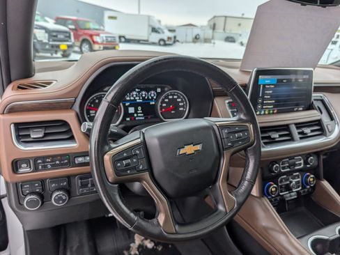 Used 2021 Chevrolet Tahoe High Country w/ Premium Package image 12