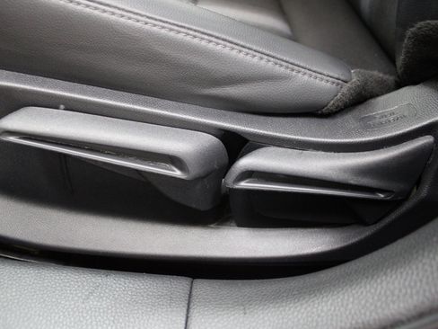 Used 2023 Honda Civic Sport image 13