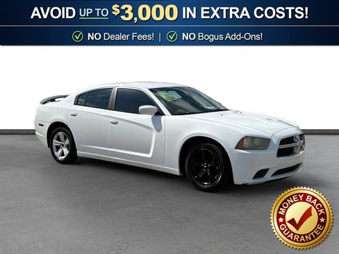 Used 2013 Dodge Charger SE RWD image 10