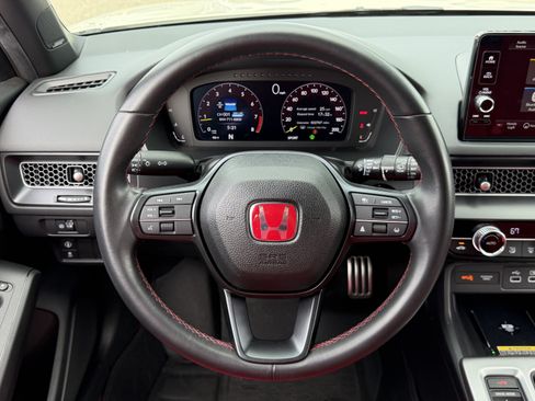 Used 2023 Honda Civic Type R image 17