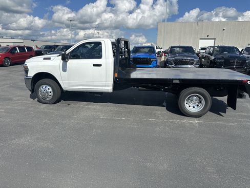 New 2025 RAM 3500 Tradesman image 15