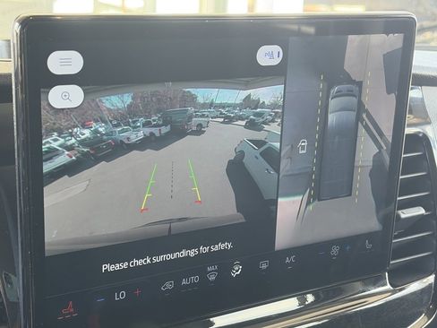 Used 2025 Ford Transit 350 XLT image 18