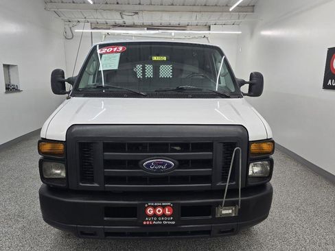 Used 2013 Ford E-150 and Econoline 150 image 4