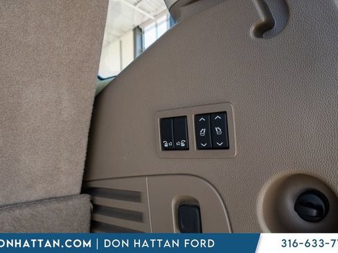 Used 2018 Chevrolet Tahoe Premier AWD/4WD image 34