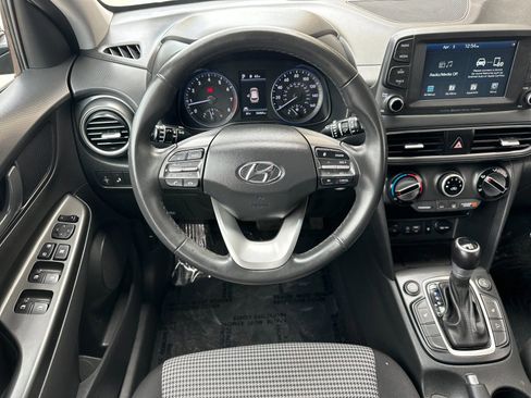 Used 2021 Hyundai Kona SEL Plus AWD/4WD image 15