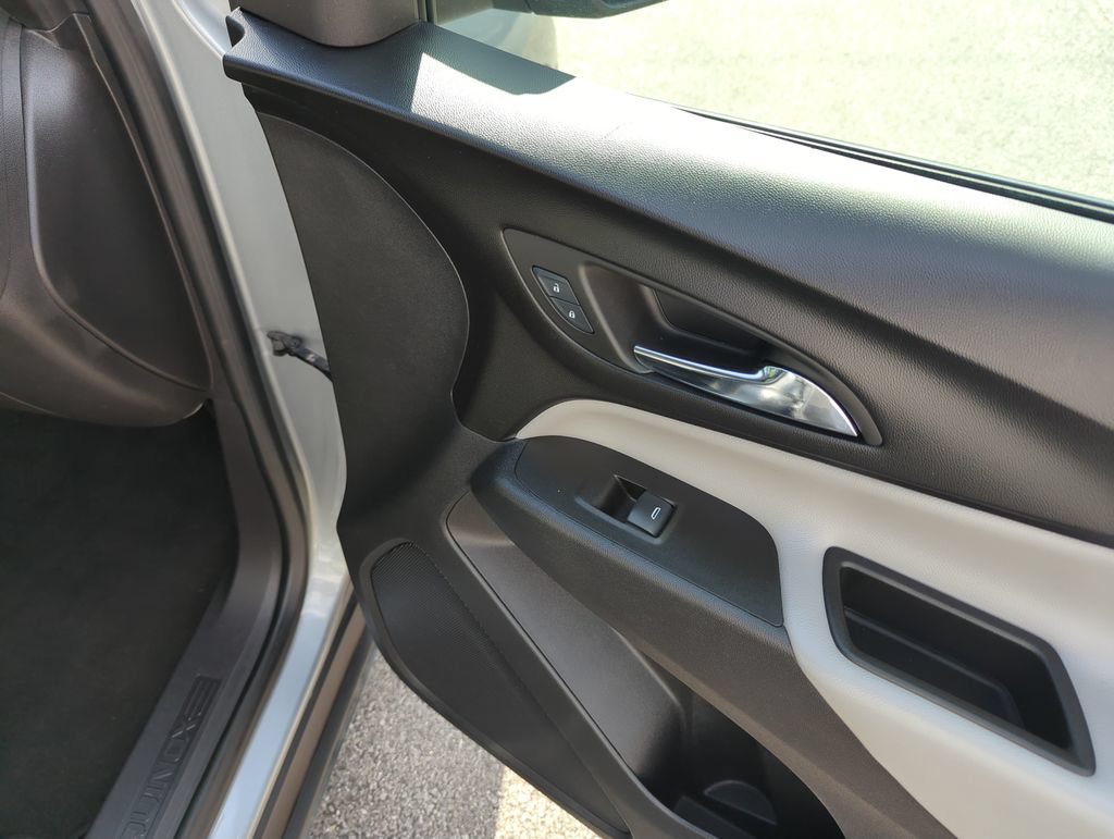 Used 2024 Chevrolet Equinox LT AWD/4WD image 33