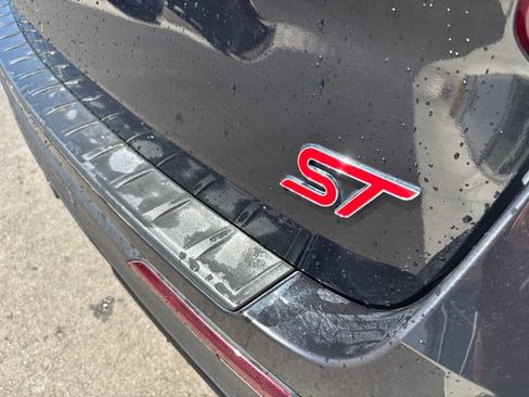 Used 2021 Ford Explorer ST w/ Equipment Group 401A AWD/4WD image 18