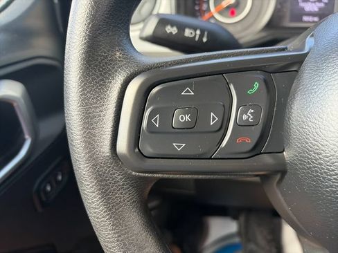 Used 2025 Jeep Wrangler Sport AWD/4WD image 28