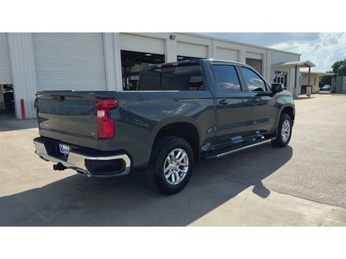 New 2026 Chevrolet Silverado 1500 LT w/ Z71 Off-Road Package AWD/4WD image 8