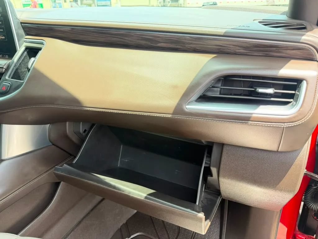 Used 2021 Chevrolet Tahoe LT RWD image 17