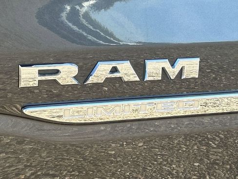 Used 2020 RAM 1500 Limited image 32