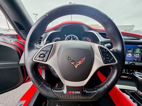 Used 2016 Chevrolet Corvette Z06 w/ 3LZ Preferred Equipment Group image 37