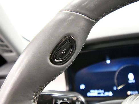 Used 2020 Lincoln Aviator Reserve w/ Equipment Group 201A AWD/4WD image 23