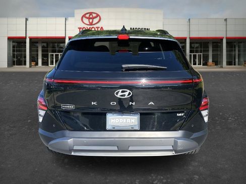 Used 2024 Hyundai Kona Limited FWD image 6
