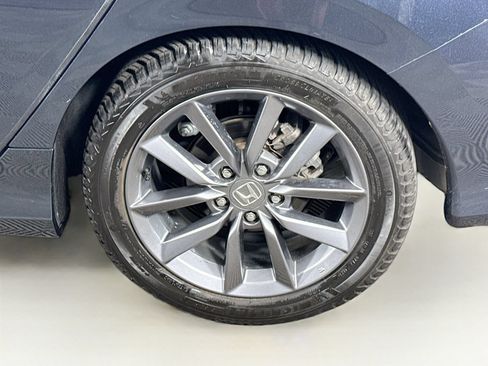 Used 2019 Honda Civic EX-L image 9