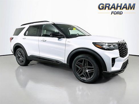 New 2026 Ford Explorer ST-Line w/ ST-Line Street Pack image 1