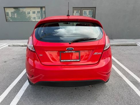 Used 2015 Ford Fiesta SE FWD image 4