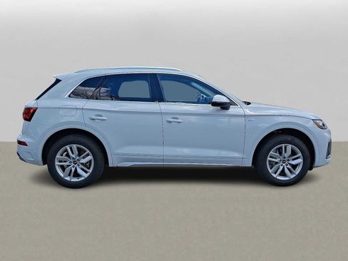 Certified 2023 Audi Q5 2.0T Premium w/ Convenience Package AWD/4WD image 32