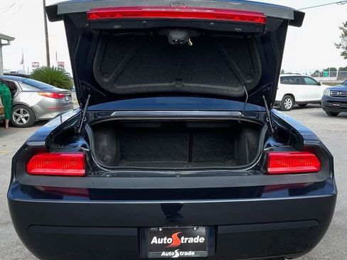 Used 2012 Dodge Challenger SXT Plus image 12