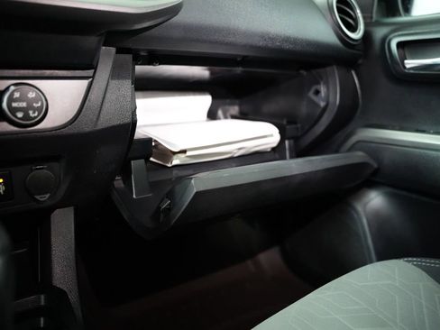 Used 2020 Toyota Tacoma TRD Off-Road image 46