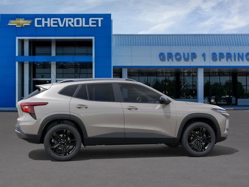 New 2026 Chevrolet Trax ACTIV w/ Sunroof Package FWD image 5