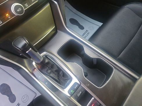 Used 2022 Honda Accord Sport image 27