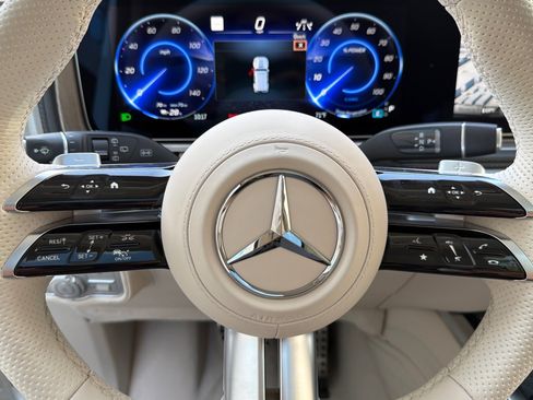 New 2026 Mercedes-Benz G 580 w/ EQ Technology image 23