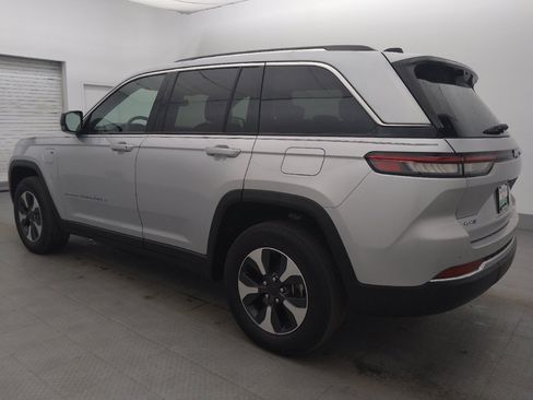 Used 2022 Jeep Grand Cherokee Limited 4xe w/ Luxury Tech Group II AWD/4WD image 3