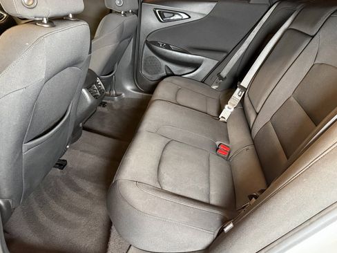 Used 2020 Chevrolet Malibu LT image 21