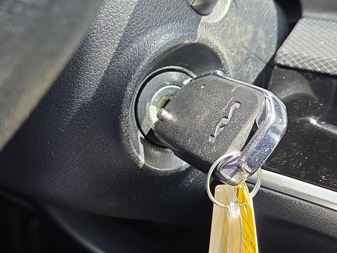 Used 2024 Kia Sportage LX image 20