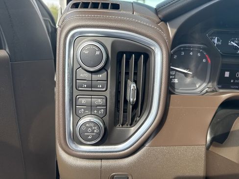 Used 2019 GMC Sierra 1500 SLT w/ SLT Premium Plus Package image 12