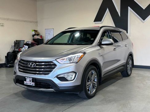 Used 2016 Hyundai Santa Fe Limited image 1