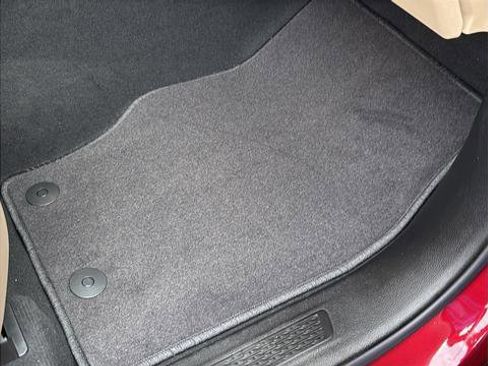 New 2025 Jeep Grand Cherokee Limited image 40